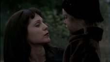 Sarah-Jane Redmond with young Rachel Victoria as Divina Saxum...